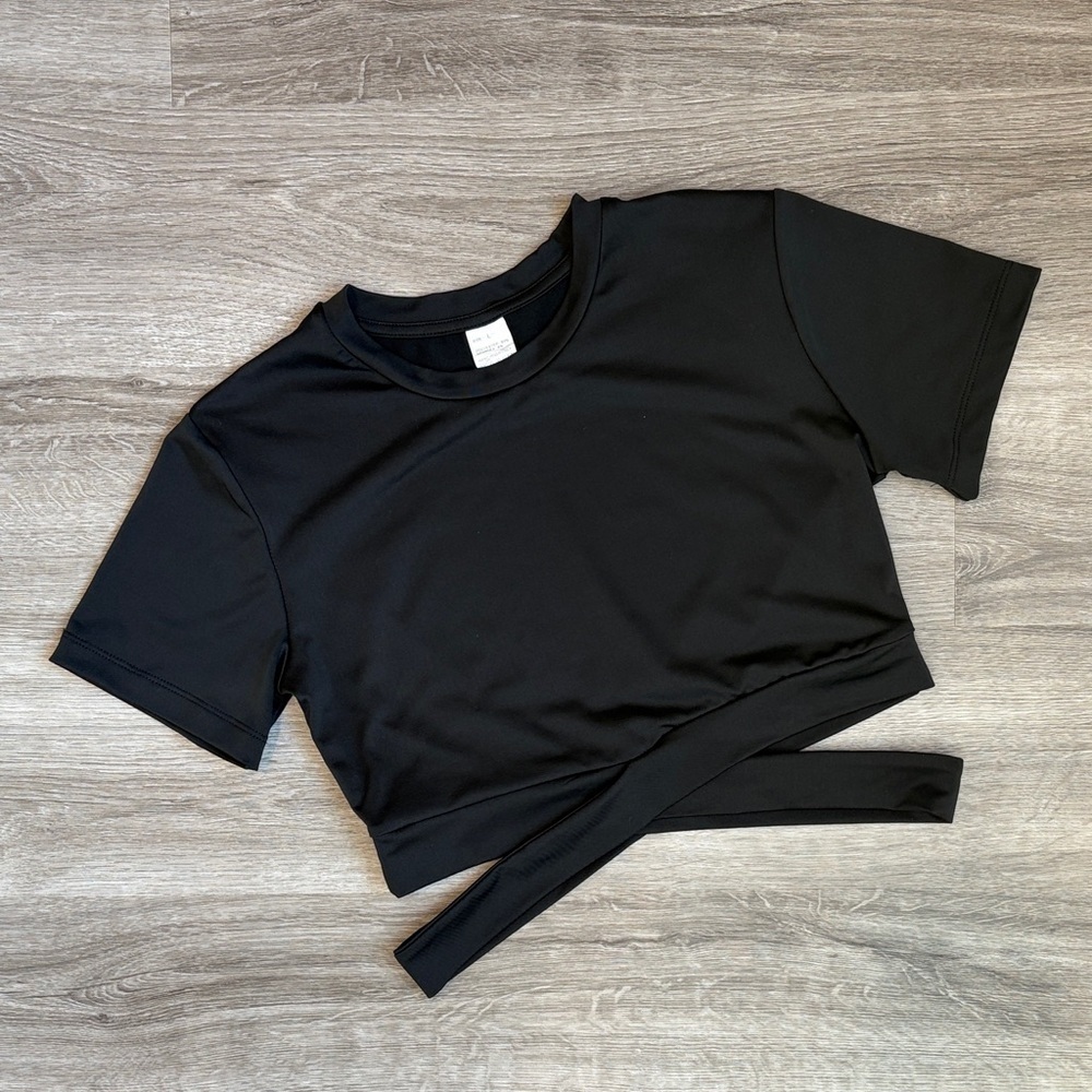 Black crop top